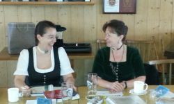 Unsere Gautrachtenwartinnen