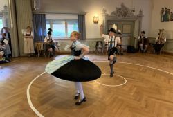 Gaujugenddirndldrahn