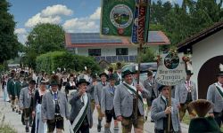 Gaufestsonntag - Festzug mit Inngaustandarte