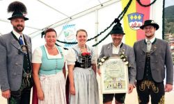 Ehrung-BTJ-Gribel