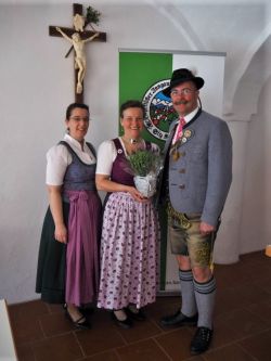 Rosi Maierbacher wurde von Andrea Schneebichler und Pankraz Perfler verabschiedet.