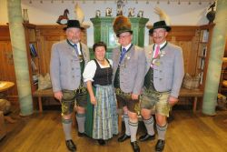 Die wiedergewählte Vorstandschaft