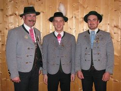 von links: 2. Gauvorstand Pankraz Perfler mit Georg Sollinger und Sepp Lagler