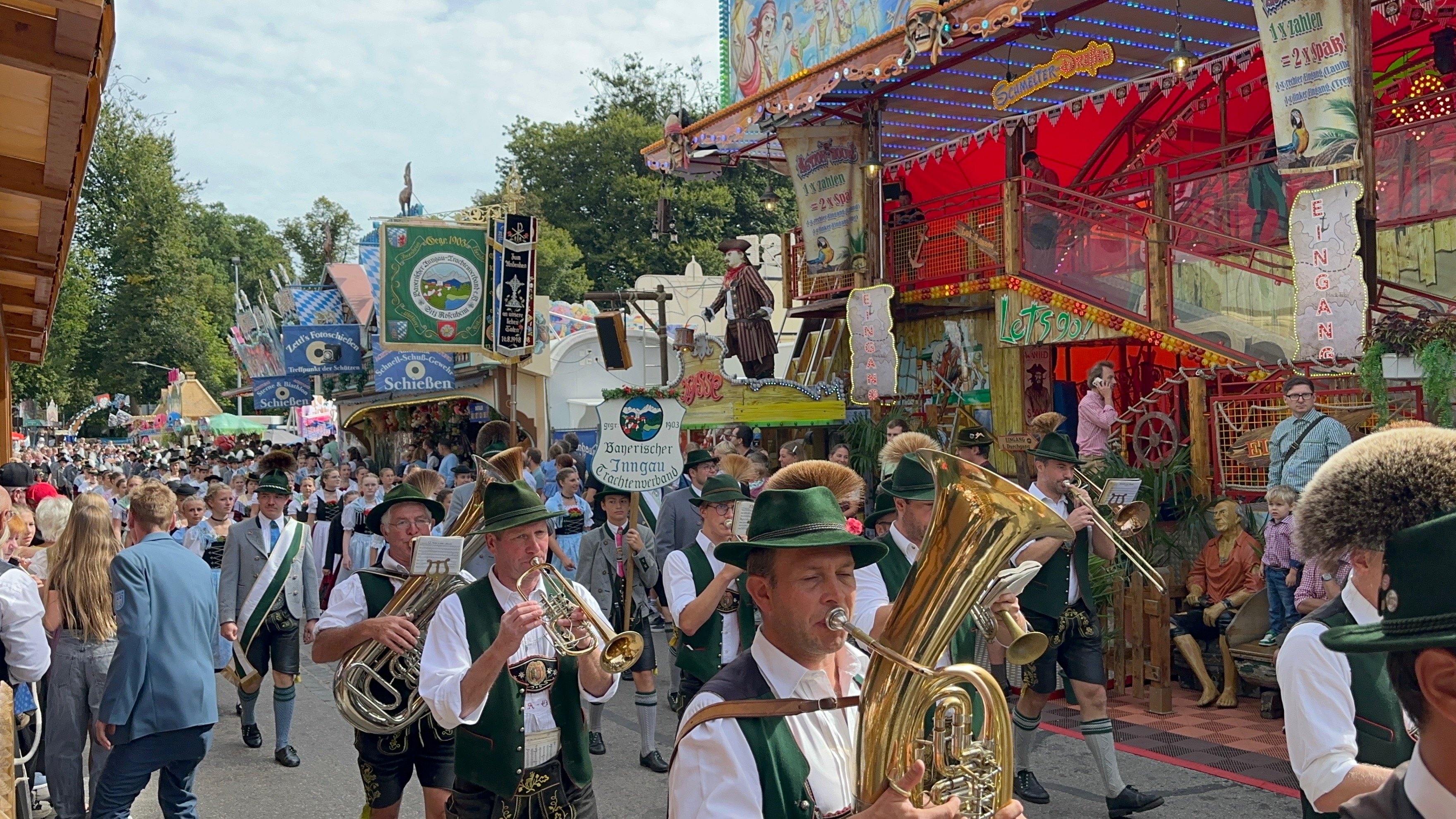 Rosenheimer Herbstfest Festzug Erntedank